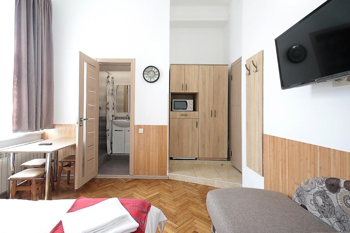 Buk Apartments On Doroshenka 29 リヴィウ エクステリア 写真
