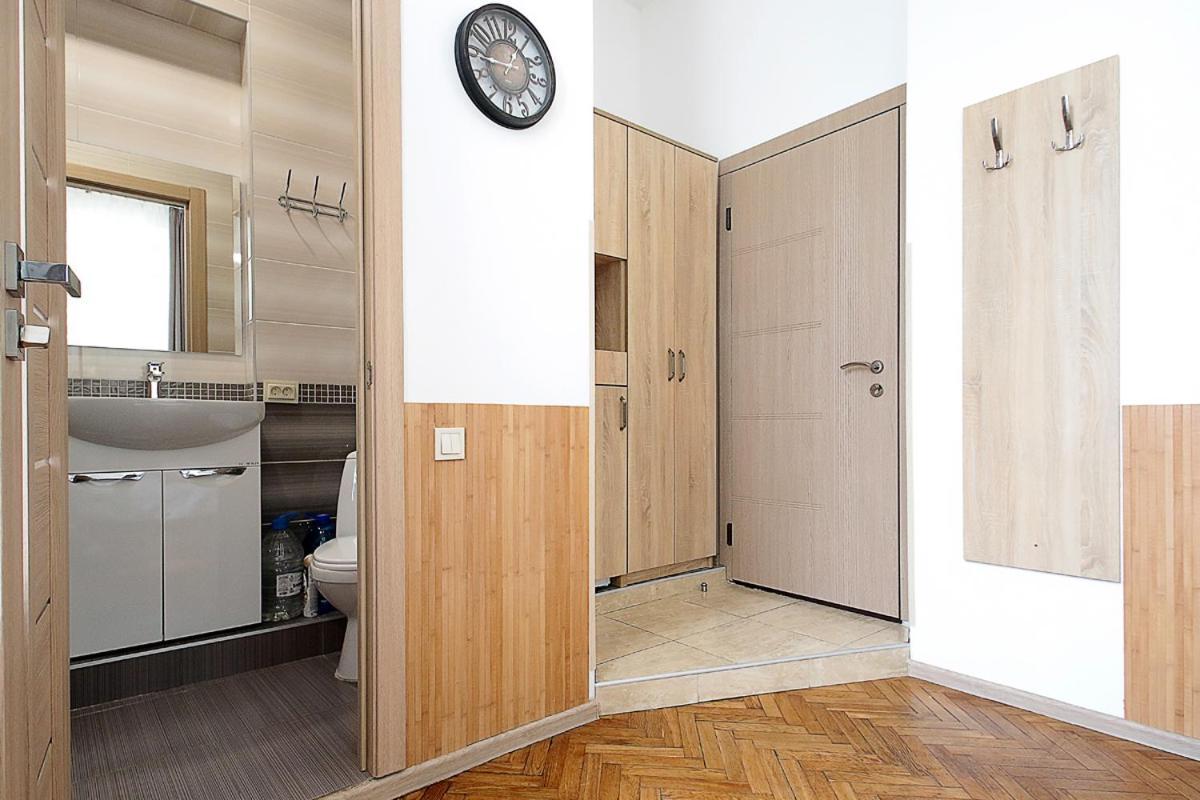 Buk Apartments On Doroshenka 29 リヴィウ エクステリア 写真